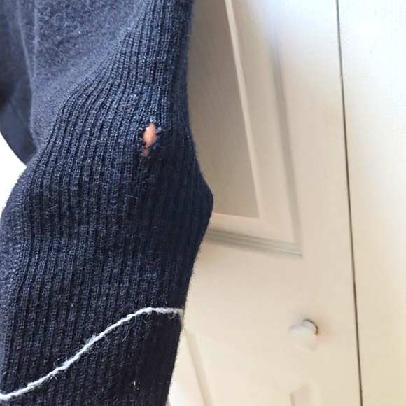 Coldwater Creek Medium Sweater Vest 100% Wool Cat Fish Hang Zip Black Hong Kong - Picture 5 of 7